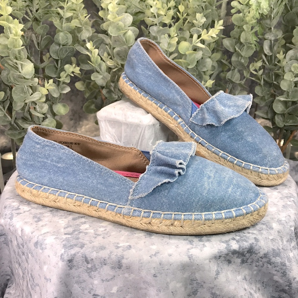 Wonder Nation Blue Jean Ruffle Top Espadrille Flats Girls 3 💙Gently Pre-Loved💙